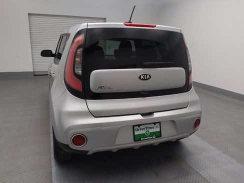 Used 2019 Kia Soul + w/ Primo Package image 6