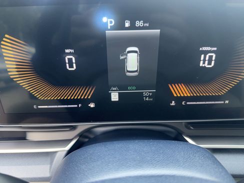 New 2026 Kia Carnival EX FWD image 23