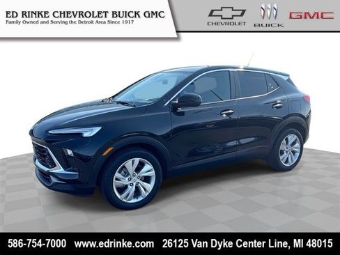 Used 2024 Buick Encore GX Preferred FWD image 1