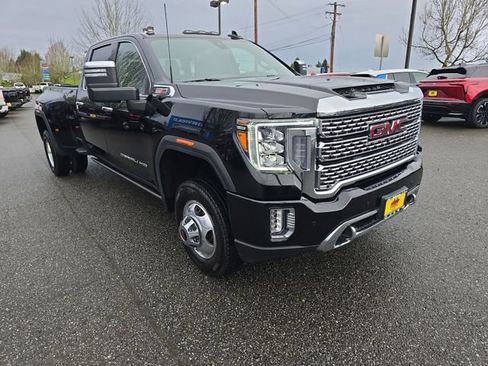 Certified 2022 GMC Sierra 3500 Denali image 8