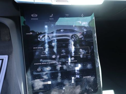 Used 2023 Lucid Air Pure AWD/4WD image 31