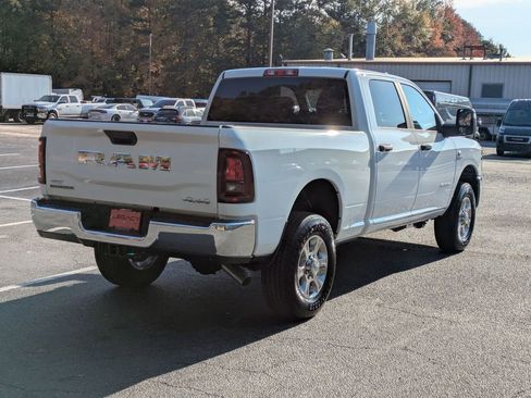 New 2026 RAM 2500 Big Horn AWD/4WD image 3