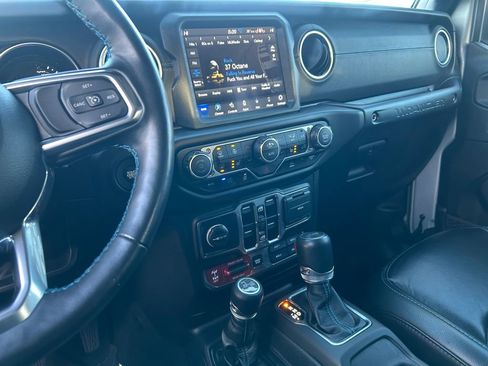 Used 2023 Jeep Wrangler Unlimited Rubicon 4xe w/ Cold Weather Group image 20