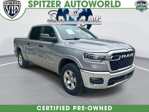 Used 2025 RAM 1500 Big Horn AWD/4WD image 1
