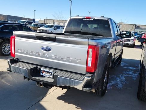 Used 2024 Ford F250 XLT image 3