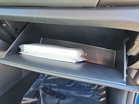 Used 2023 Kia Seltos LX image 18