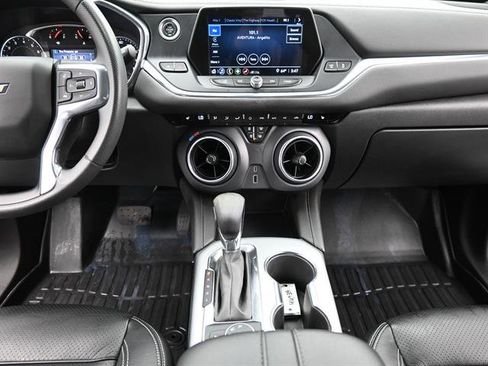 Used 2022 Chevrolet Blazer LT w/ Redline Edition FWD image 11