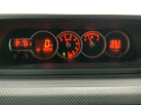Used 2011 Scion xB FWD image 24