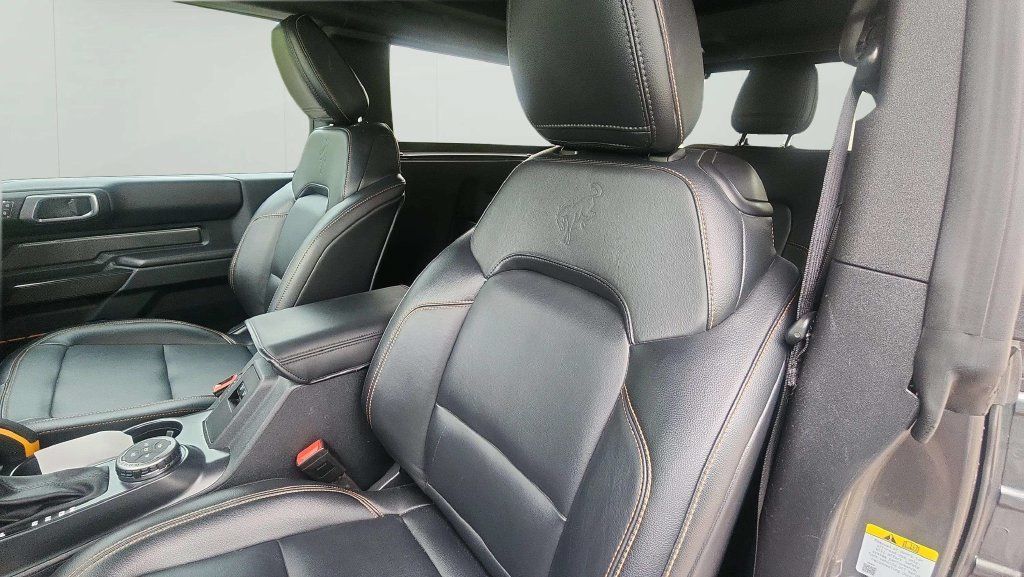 Used 2024 Ford Bronco Badlands AWD/4WD image 12