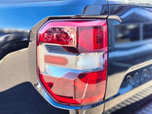 New 2026 Ford Maverick Lariat w/ Black Appearance Package image 9