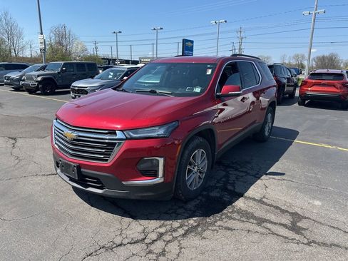 Used 2023 Chevrolet Traverse LT FWD image 5
