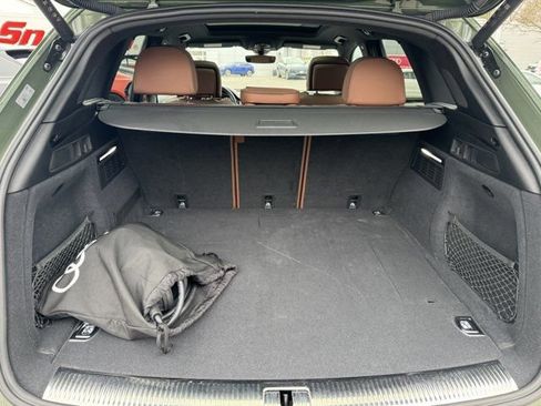 Certified 2023 Audi Q5 e Premium Plus w/ Premium Plus Package AWD/4WD image 33