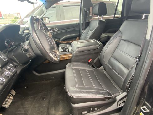 Used 2016 GMC Yukon Denali w/ Open Road Package AWD/4WD image 5