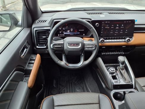 New 2026 GMC Canyon AT4 w/ Nightfall Edition AWD/4WD image 7