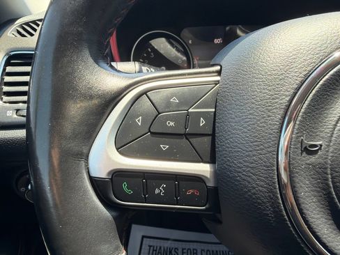 Used 2019 Jeep Compass Trailhawk w/ Leather Interior Group AWD/4WD image 29