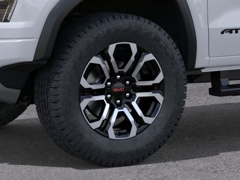 New 2026 GMC Canyon AT4 w/ AT4 Premium Package AWD/4WD image 33