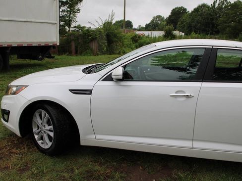 Used 2013 Kia Optima EX FWD image 11
