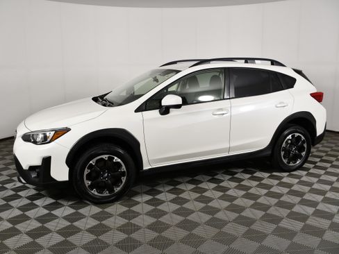 Used 2022 Subaru Crosstrek 2.0i Premium AWD/4WD image 9