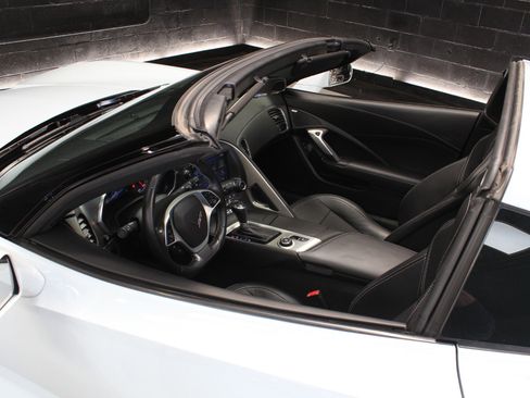 Used 2018 Chevrolet Corvette Grand Sport image 40