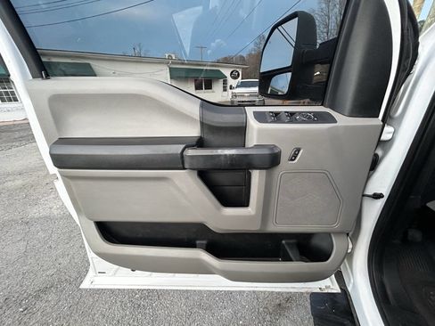 Used 2019 Ford F350 XL w/ Power Equipment Group image 19