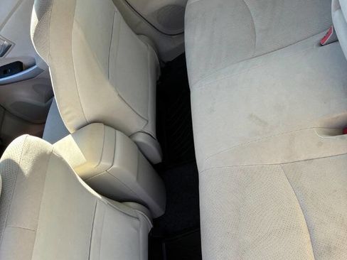 Used 2012 Toyota Prius Five image 13