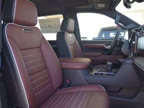 New 2025 GMC Sierra 1500 Denali Ultimate image 17