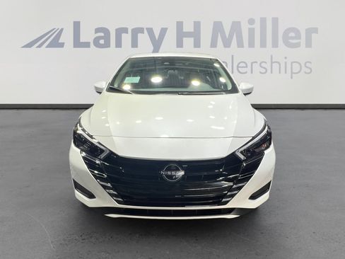 New 2025 Nissan Versa SV w/ Trunk Package image 8