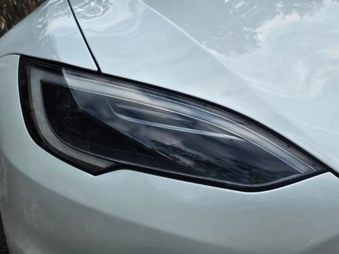 Used 2023 Tesla Model S AWD/4WD image 26