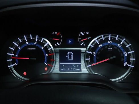 Used 2019 Toyota 4Runner SR5 Premium AWD/4WD image 27