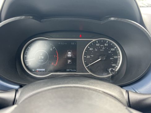 Certified 2025 Nissan Versa SV w/ Trunk Package image 10