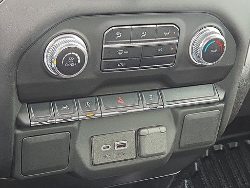 Used 2025 GMC Sierra 1500 Pro w/ Trailering Package image 19