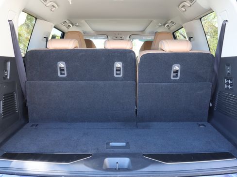 Certified 2025 INFINITI QX80 Sensory image 23