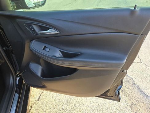 Used 2021 Buick Encore GX Select w/ Experience Buick Package image 5