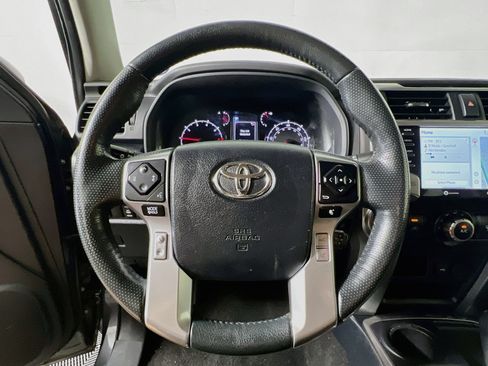 Used 2023 Toyota 4Runner SR5 Premium w/ Moonroof Package RWD image 11