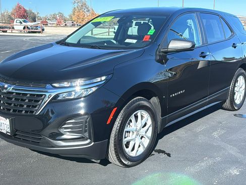 Used 2024 Chevrolet Equinox LS w/ LS Convenience Package image 7