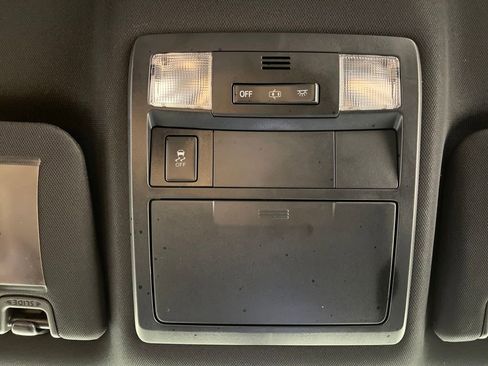 Certified 2016 Toyota Tacoma TRD Sport w/ Towing Package image 29