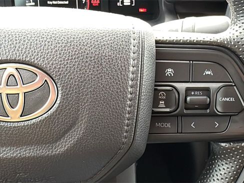 Certified 2025 Toyota Tacoma SR5 image 30