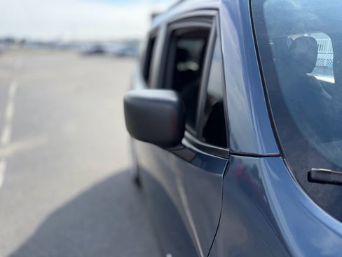 Used 2022 Jeep Renegade Latitude AWD/4WD image 14