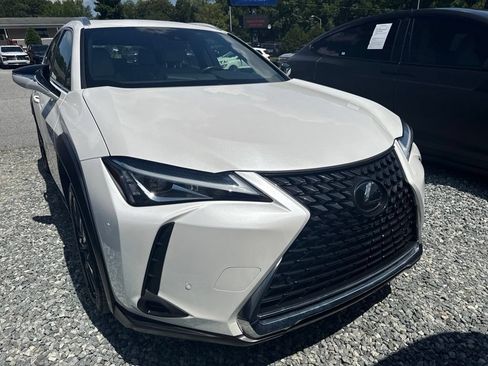 Used 2020 Lexus UX 200 w/ Premium Package FWD image 2