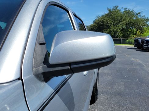 Used 2023 Toyota Tacoma SR AWD/4WD image 4