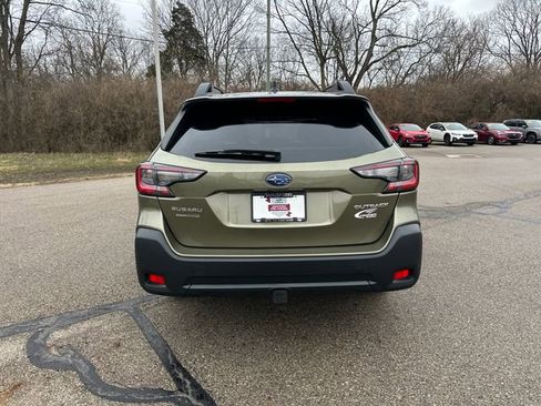 Certified 2023 Subaru Outback Premium image 6