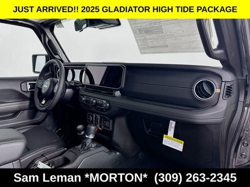 New 2025 Jeep Gladiator Sport image 26