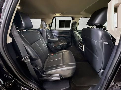 Used 2022 Ford Expedition XLT RWD image 11
