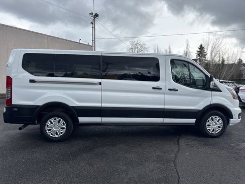 Used 2024 Ford Transit 350 XLT image 11
