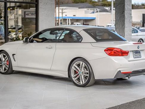 Used 2018 BMW 440i Convertible image 10