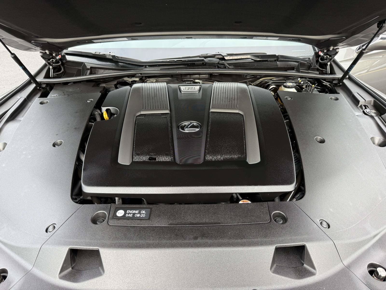 Used 2022 Lexus LS 500 AWD w/ Accessory Package (Z1) image 27