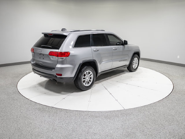 Used 2018 Jeep Grand Cherokee Laredo AWD/4WD image 29