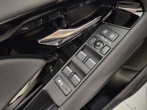 New 2026 Land Rover Range Rover Evoque S AWD/4WD image 21