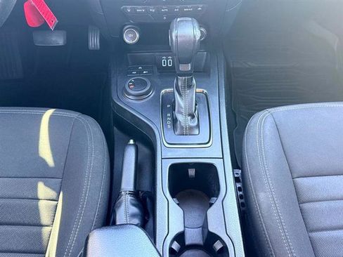 Used 2020 Ford Ranger XLT image 31