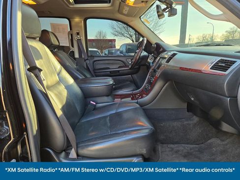 Used 2008 Cadillac Escalade AWD image 11